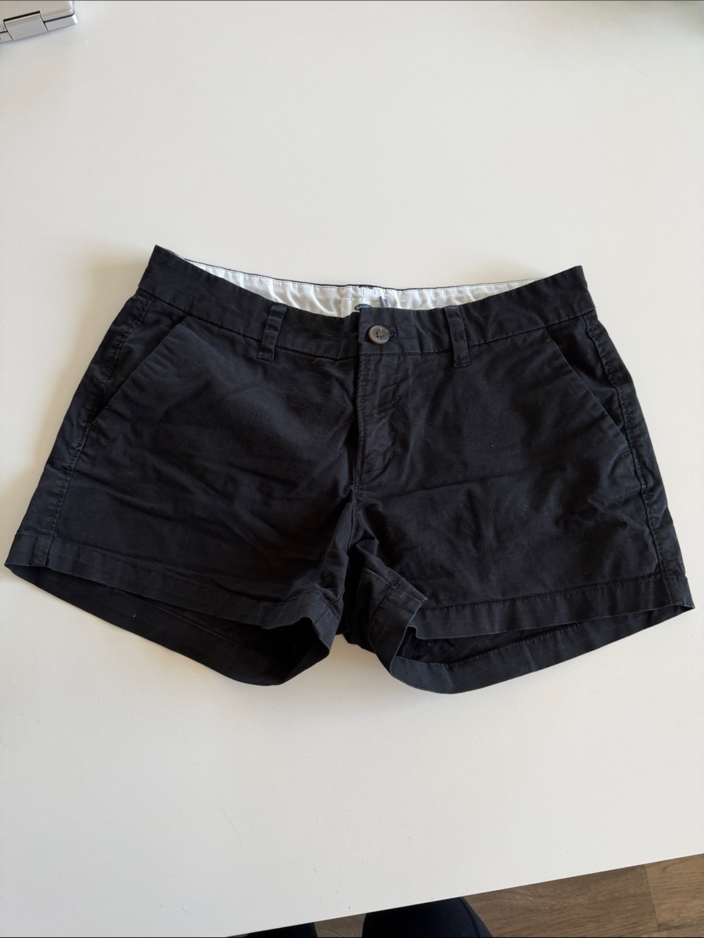 Old Navy Black Women's Cotton Bermuda Shorts
